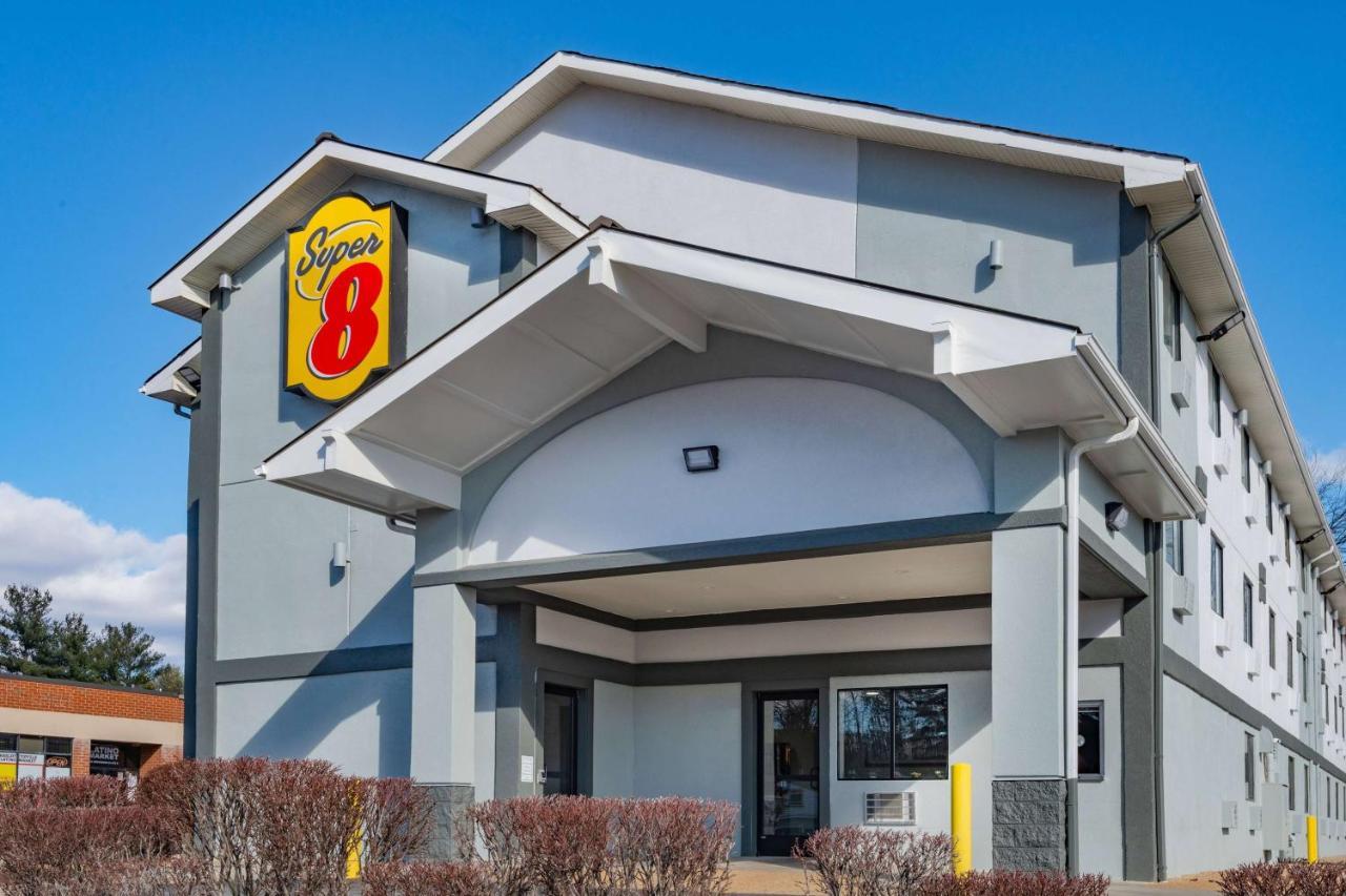 Super 8 By Wyndham Charlottesville Ngoại thất bức ảnh